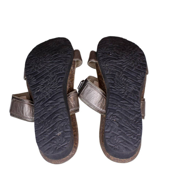 Abeo Sandals Slip On Double Strap Gold Square Medallion Detail WN9 - Picture 5 of 5